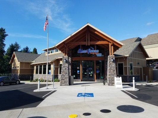 The Blue Goose Market and Chevron gas station in Lake Oswego, Oregon