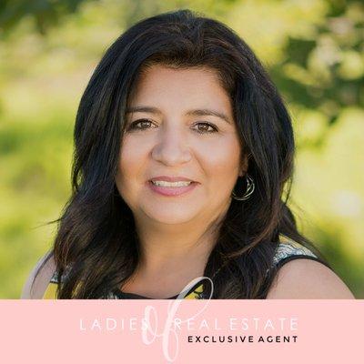 Claudia Navarro - RESOURCE Real Estate