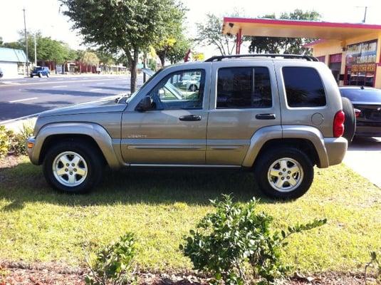 Jeep Liberty - $7,490