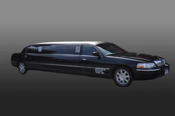 Black Lincoln Limo