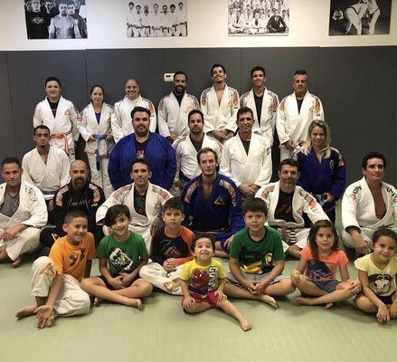 Professor Roggan Gracie with at the Academy to teach a seminar