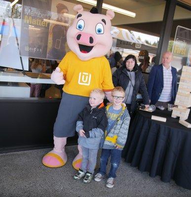 The Gresham Grand Opening was a blast! Hammy, families, games and more.