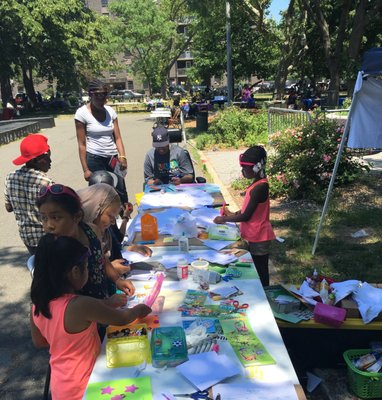 Arts and crafts class in Herbert Von King Park!