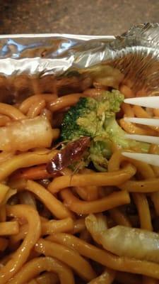 Cockroach found while eating lo mein from the China queen