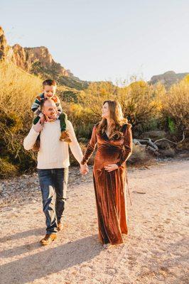 A maternity photo session with Mom, Dad and big brother