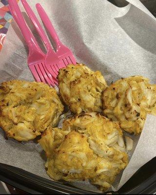 4oz crabcakes...