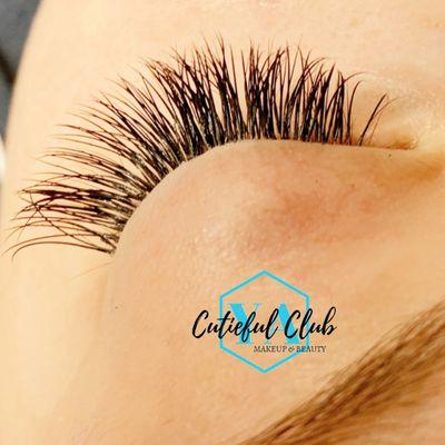 Beautiful and Natural Eyelash Extensions.
Stop wearing mascara and wake up with beautiful lashes everyday.