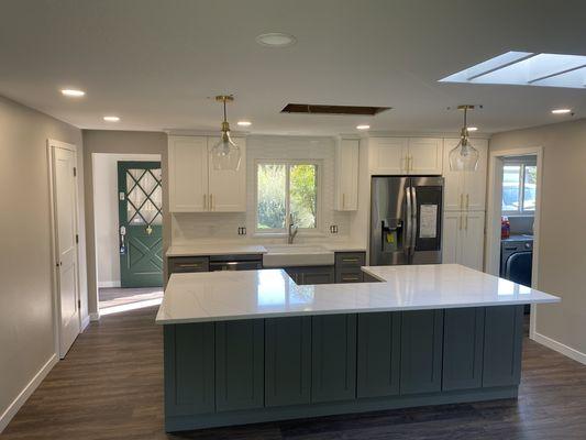 Kitchen remodel in Lynwood, turned out stunning.