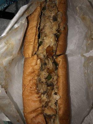 Chicken cheesesteak deluxe (peppers, onions, mushrooms)