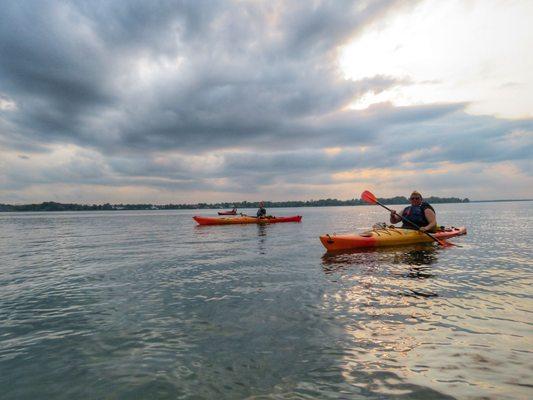 Kayaking with the Niagara Parks Interpretive Programs