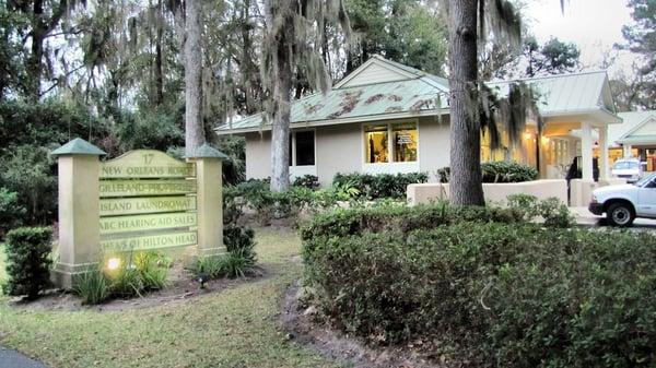 17 New Orleans Rd, Suite B; Hilton Head Island, SC 29928