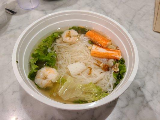 S7 seafood noodle soup ($11.50 for regular size)