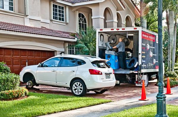 We use the latest state of the art equipment to install and balance your tires.  Right in your drive way!