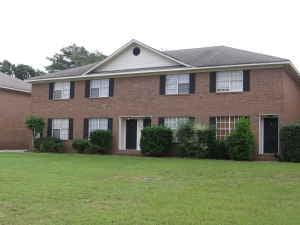 James Island Townhouses in the Creekpoint subdivision, available rentals from $800