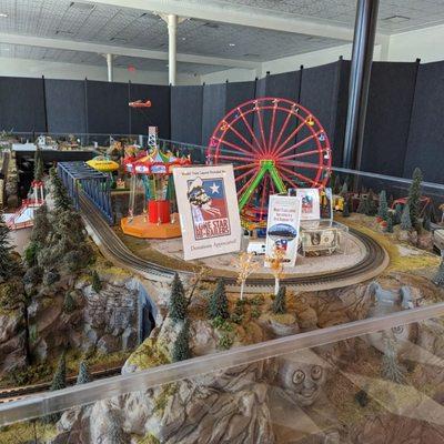 Model train set! Very cute