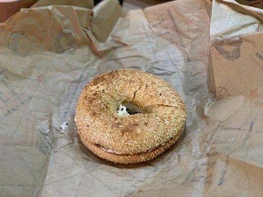 Bagel with cream cheese