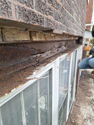 Window lintel replacement