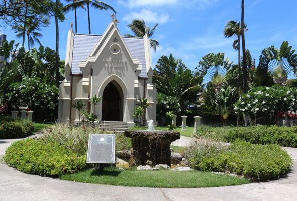 The entire Mausoleum grounds as viewed from the gates of entry...simply a beautiful place to rest and for history seekers to enjoy