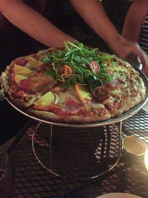 Pizza special - peach, arugula, Gorgonzola, heirloom tomato. Very good.