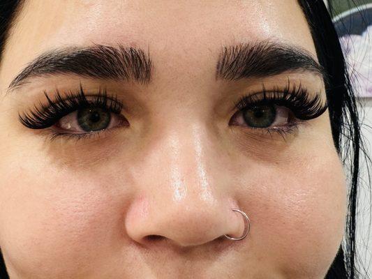 Eyelash extension by Vicky