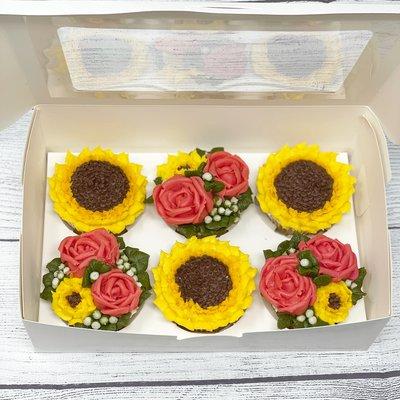 Six pack of cupcake sunflowers.