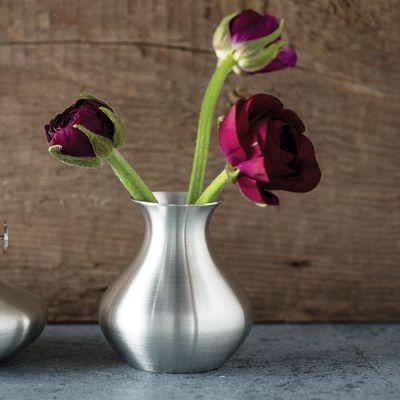 Handspun Anjou vase