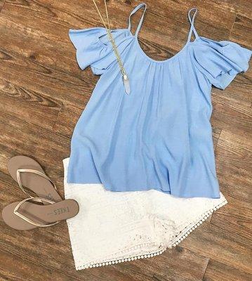 That off the shoulder and eyelet! Love!!