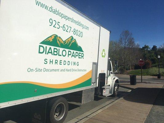 Diablo Paper Shredding Servicing another Diablo Valley customer. This time Clayton.