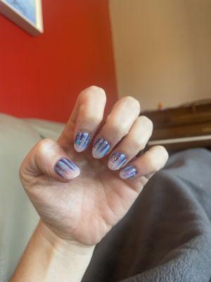 Waterfall nails