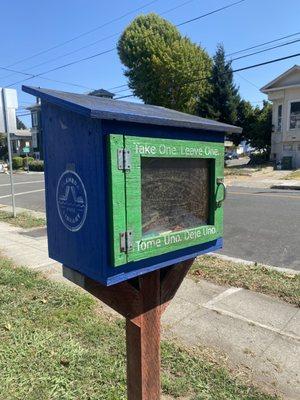 Alameda Free Little Library