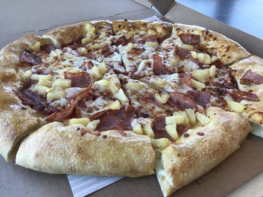 Lg Ham & Pineapple on Stuffed Crust