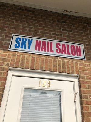 Nail Salon Location.