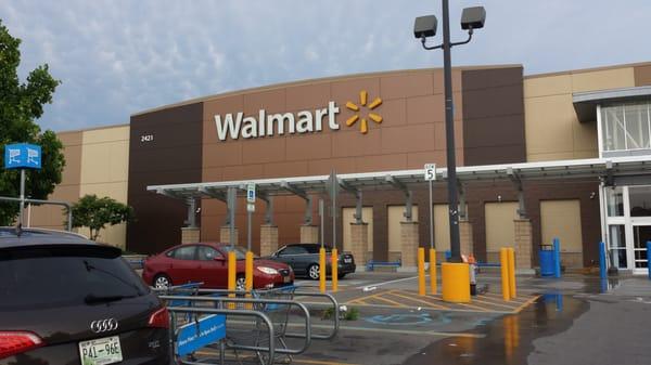 Walmart on Nolensville Pike in Nashville