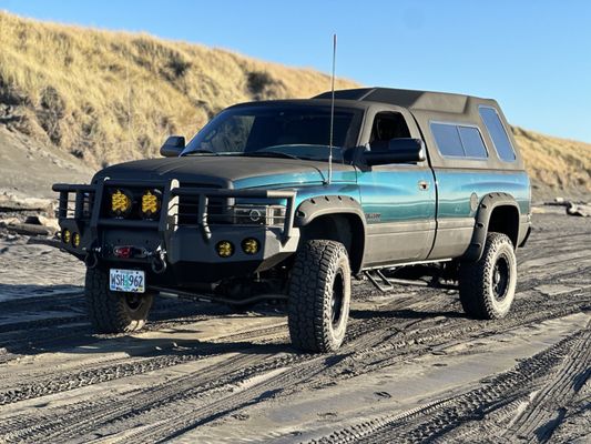 1998 Second Generation Dodge Ram 2500 5.9L Cummins Diesel truck