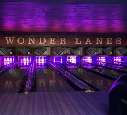 Wonder Lanes