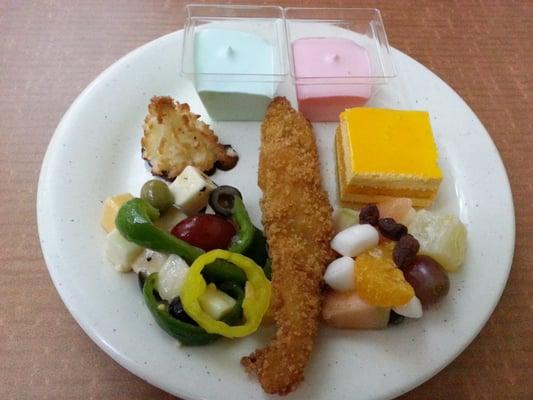 $11.95 - Buffet - 4 Stars - If you choose your items wisely, you eat like a King on a pauper's salary!