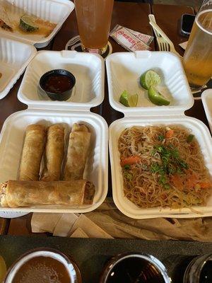 Lumpia & veggie pancit