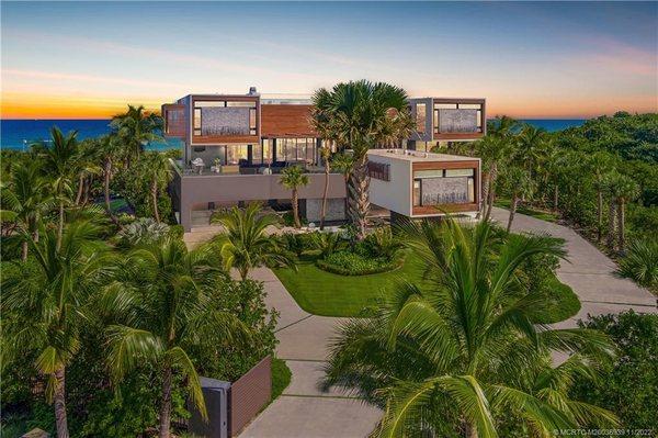 Luxury Oceanfront Living - Florida