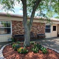 Come and take a relaxing sit with us in our courtyard area.  This spacious area is great for Family Parties and Resident Activities.