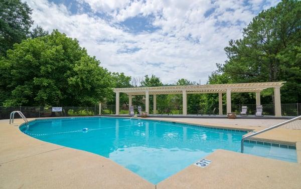 Sparkling Pool with WIFI