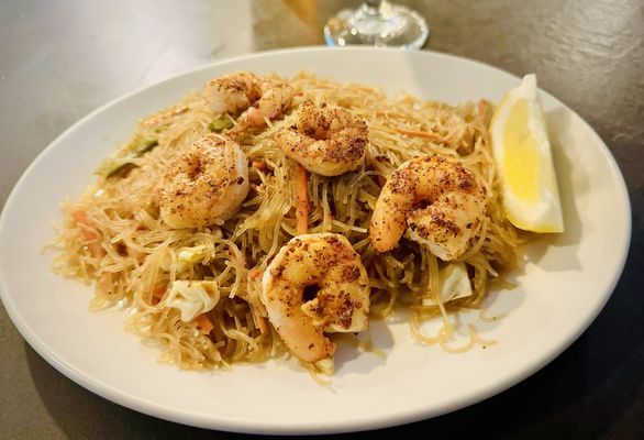 Classic Filipino Pancit with shrimps