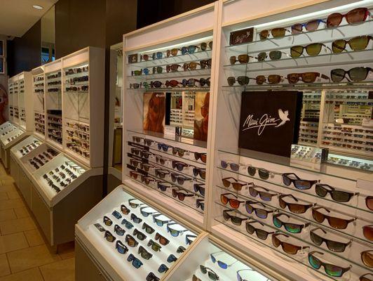 Sunglass Hut