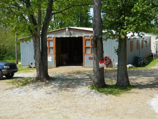 10 Stall Barn