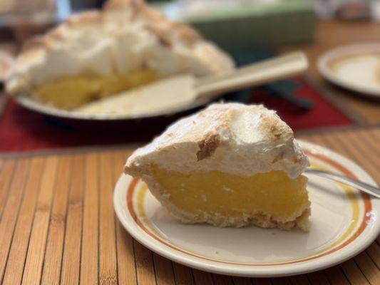 Lemon Merengue Pie