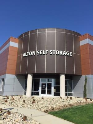 Alton Self Storage - Highest quality self storage and best priced!