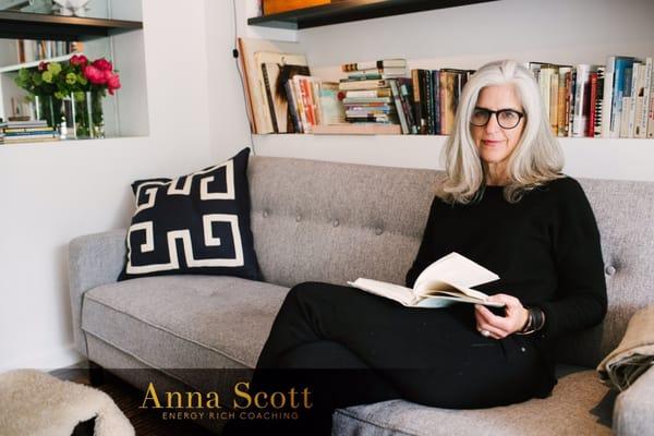 Anna Scott - Energy Rich Coach: The true is waiting and wants to come out.