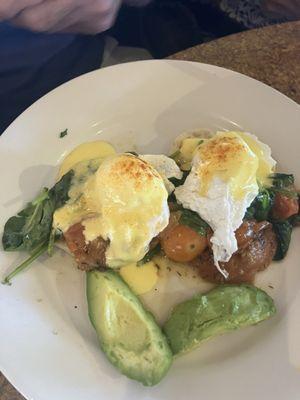 Tuscan eggs Benedict