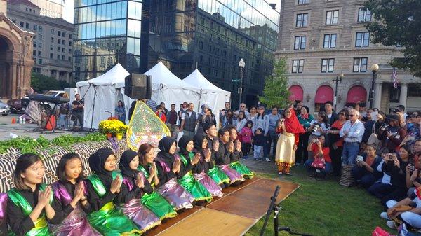 Dance from Aceh, Sumatra