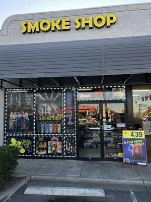 Q smoke shop