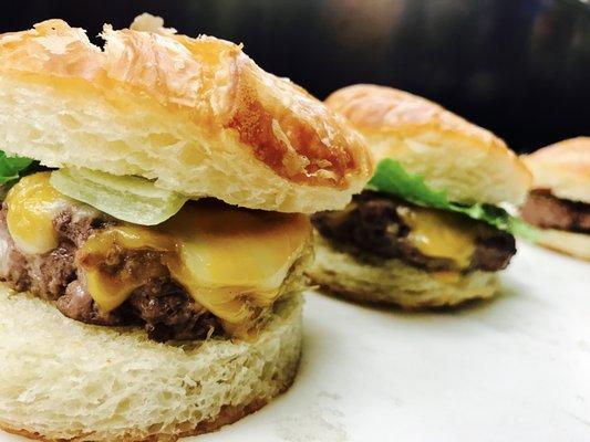 Hand-Formed Organic Kobe Beef Sliders